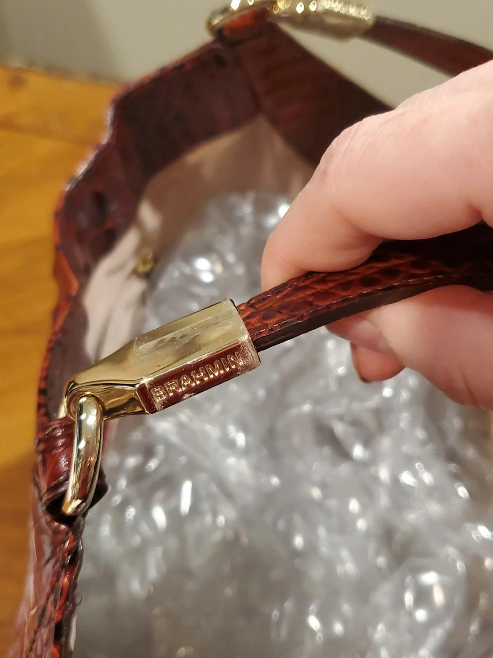 Like NEW Brahmin Marianna Alzette Croc Shoulder Tote - Picture 14 of 14